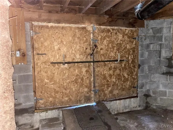 $259,900 | 590 County Road 17, Russell, NY 13684