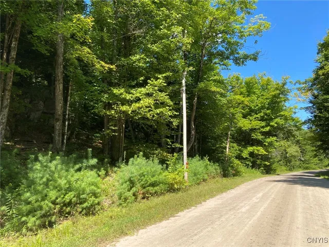 $259,900 | 590 County Road 17, Russell, NY 13684