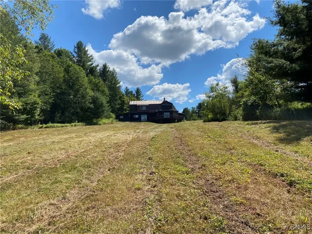 $259,900 | 590 County Road 17, Russell, NY 13684