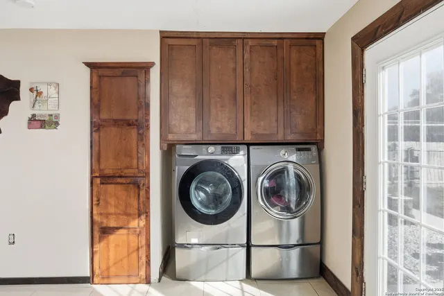 a view of an ocean view