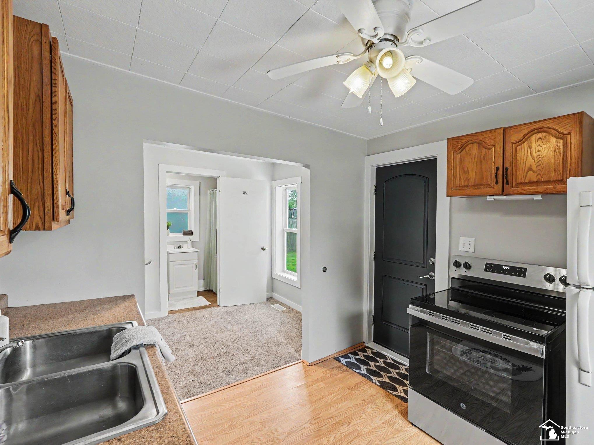 396 Wabash Road Milan, MI 48160 - Photo 9 of 27 50209849-f93f9645-5867-4522-b01c-e9a211ebcfb1.JPG
