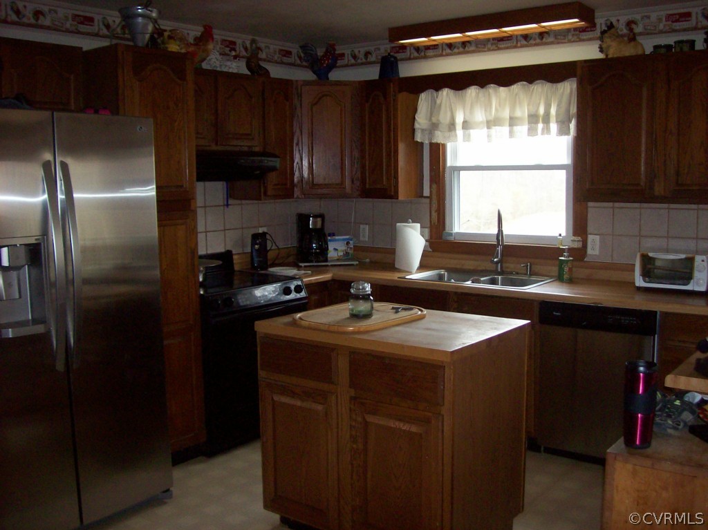 1057 Smithfield Road St. Stephens Church, VA 23148 - Photo 2 of 18 Gallery Image 2