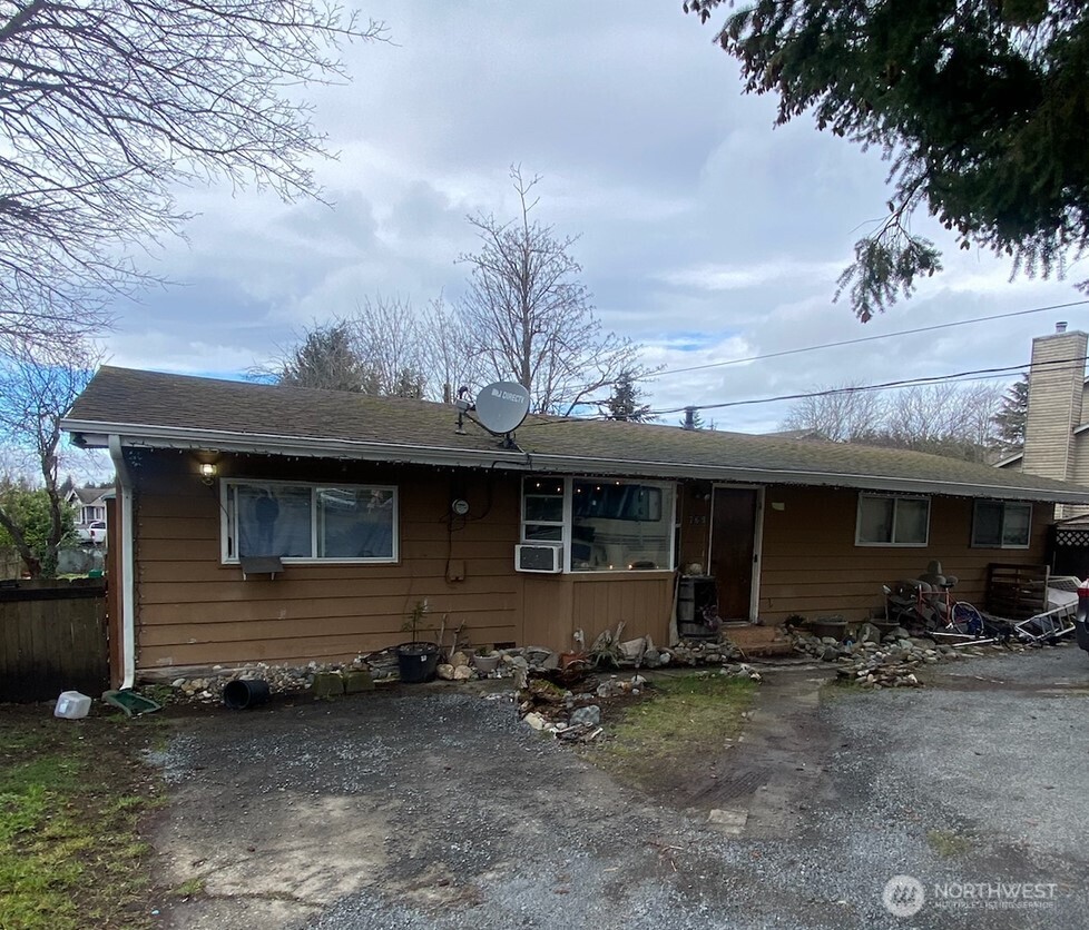 769 Field Avenue Northeast Renton, WA 98059 - Photo 1 of 1
