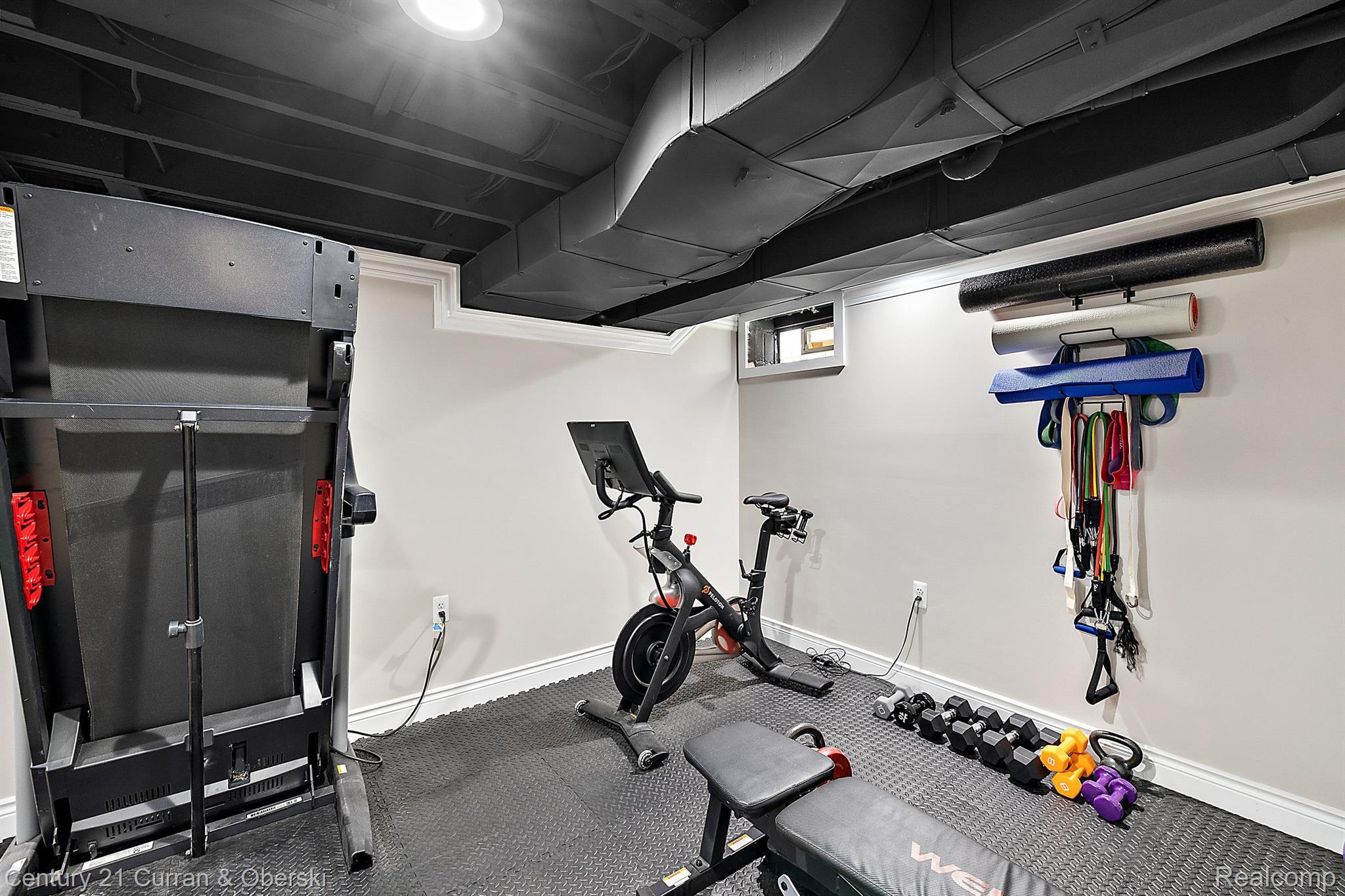 1080 Oxford Road Berkley, MI 48072 - Photo 23 of 30 exercise/flex area