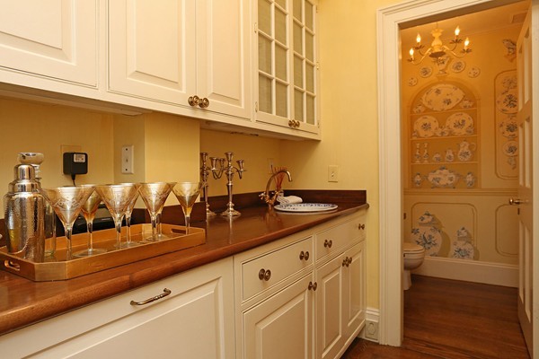 41 Chestnut Street Boston, MA 02108 - Photo 7 of 30