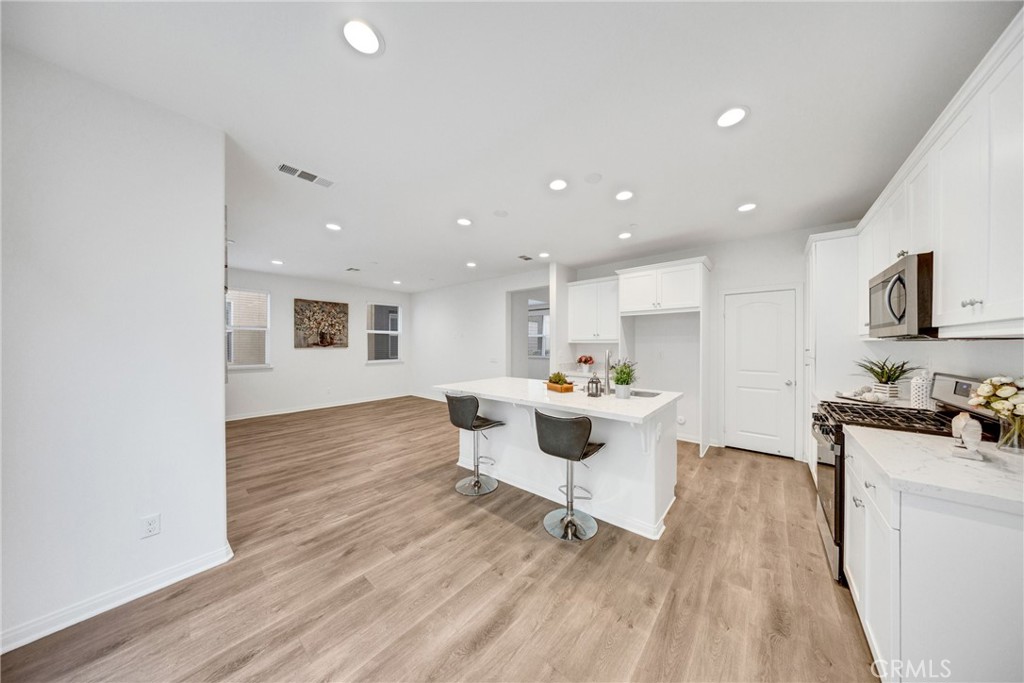10532 Wilding Drive Rancho Cucamonga, CA 91730 - Photo 18 of 48