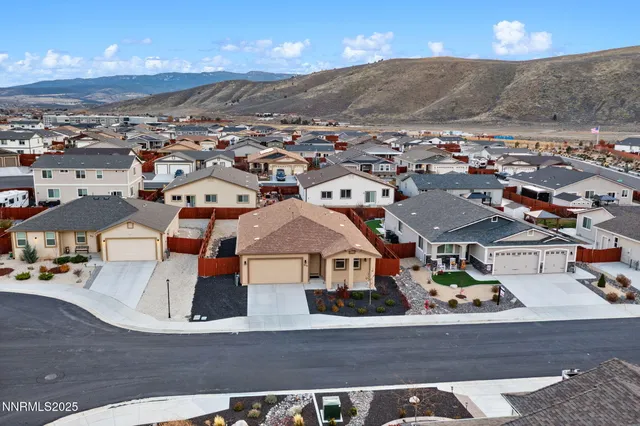 $450,000 | 18718 Drift Creek Court, Reno, NV 89508