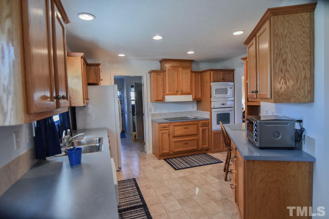 84 Yellington Lane Roxboro, NC 27574 - Photo 4 of 30 Gallery Image 4
