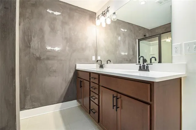 $2,500 | 2249 Mulsanne Drive, Lithonia, GA 30058