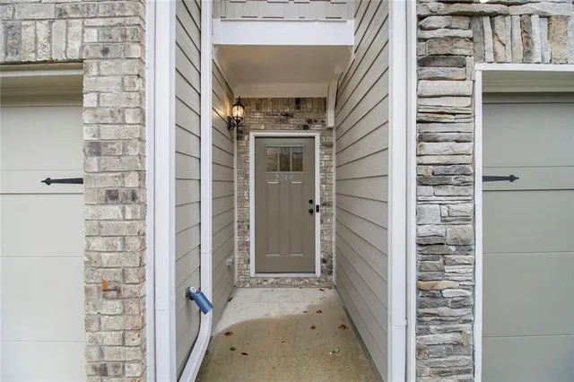 $2,500 | 2249 Mulsanne Drive, Lithonia, GA 30058