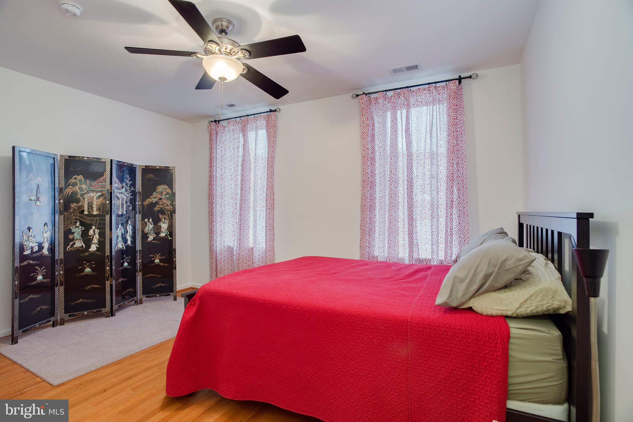 2204 North Calvert Street Baltimore, MD 21218 - Photo 31 of 48