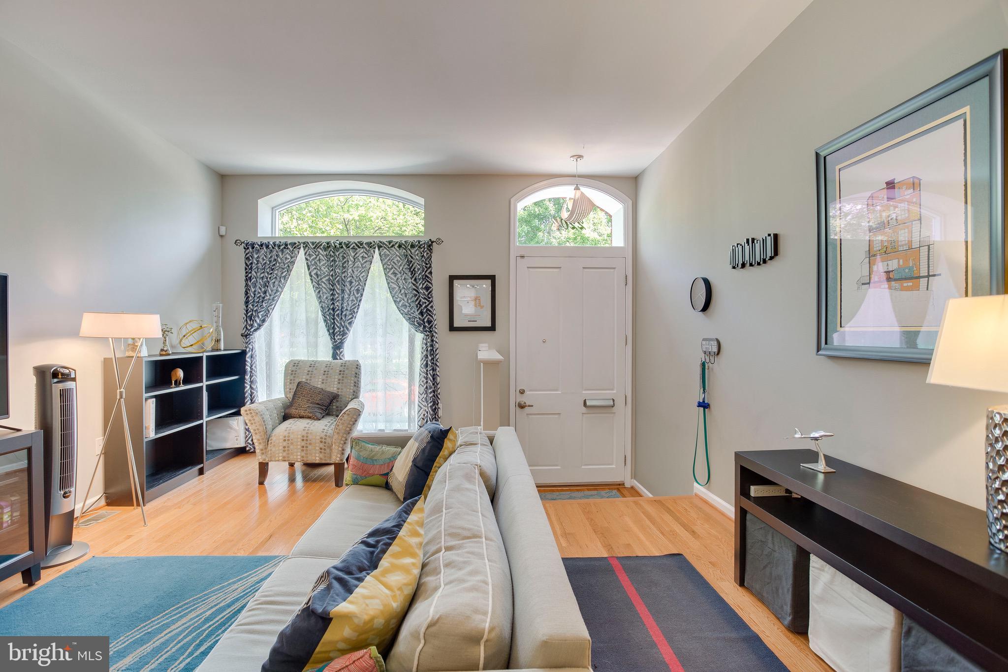 2204 North Calvert Street Baltimore, MD 21218 - Photo 9 of 48