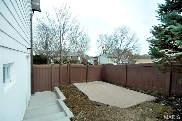 $379,900 | 2631 Georgia Drive, Arnold, MO 63010