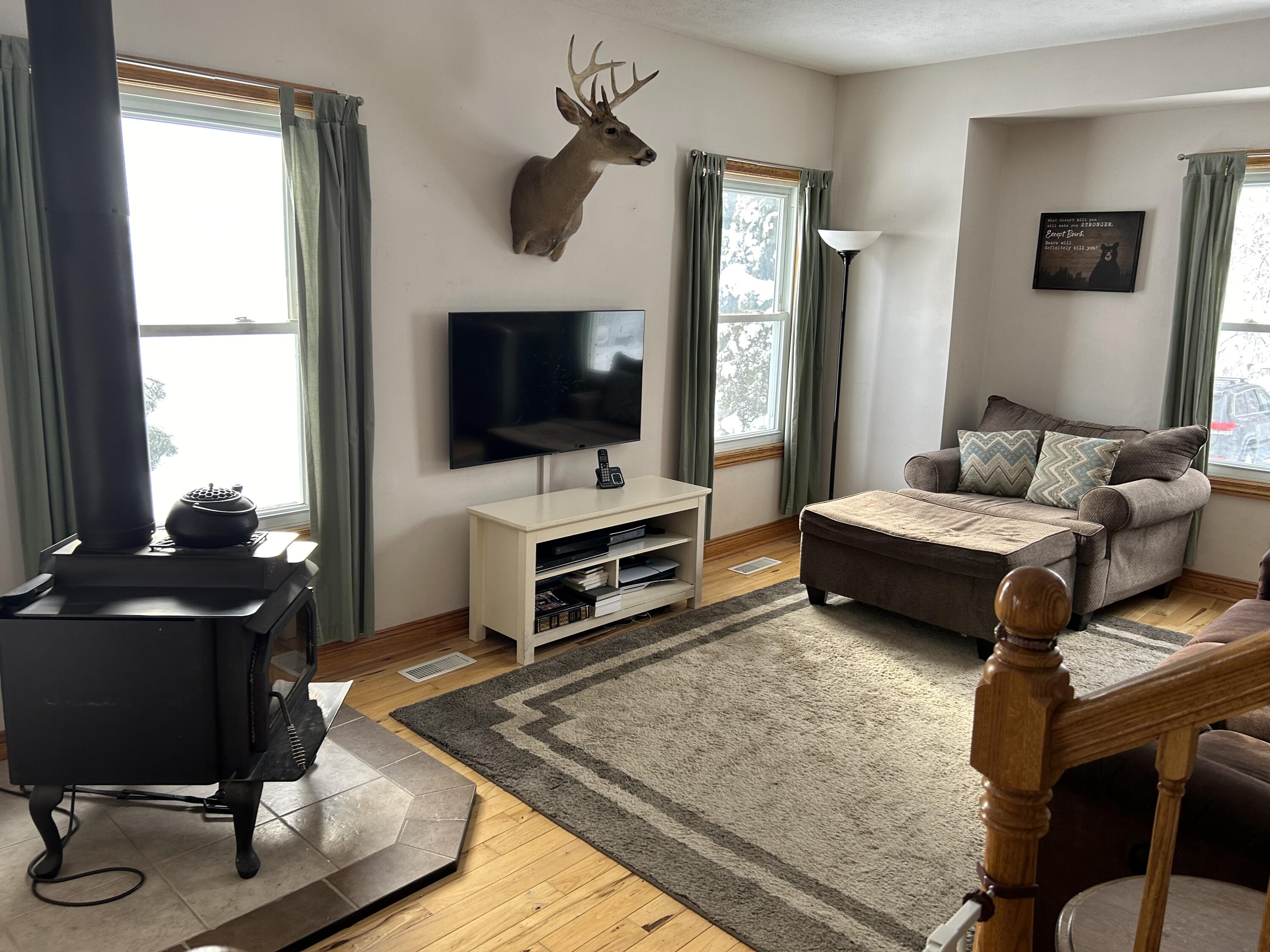 11399 Belding Road Northeast Belding, MI 48809 - Photo 21 of 29 6