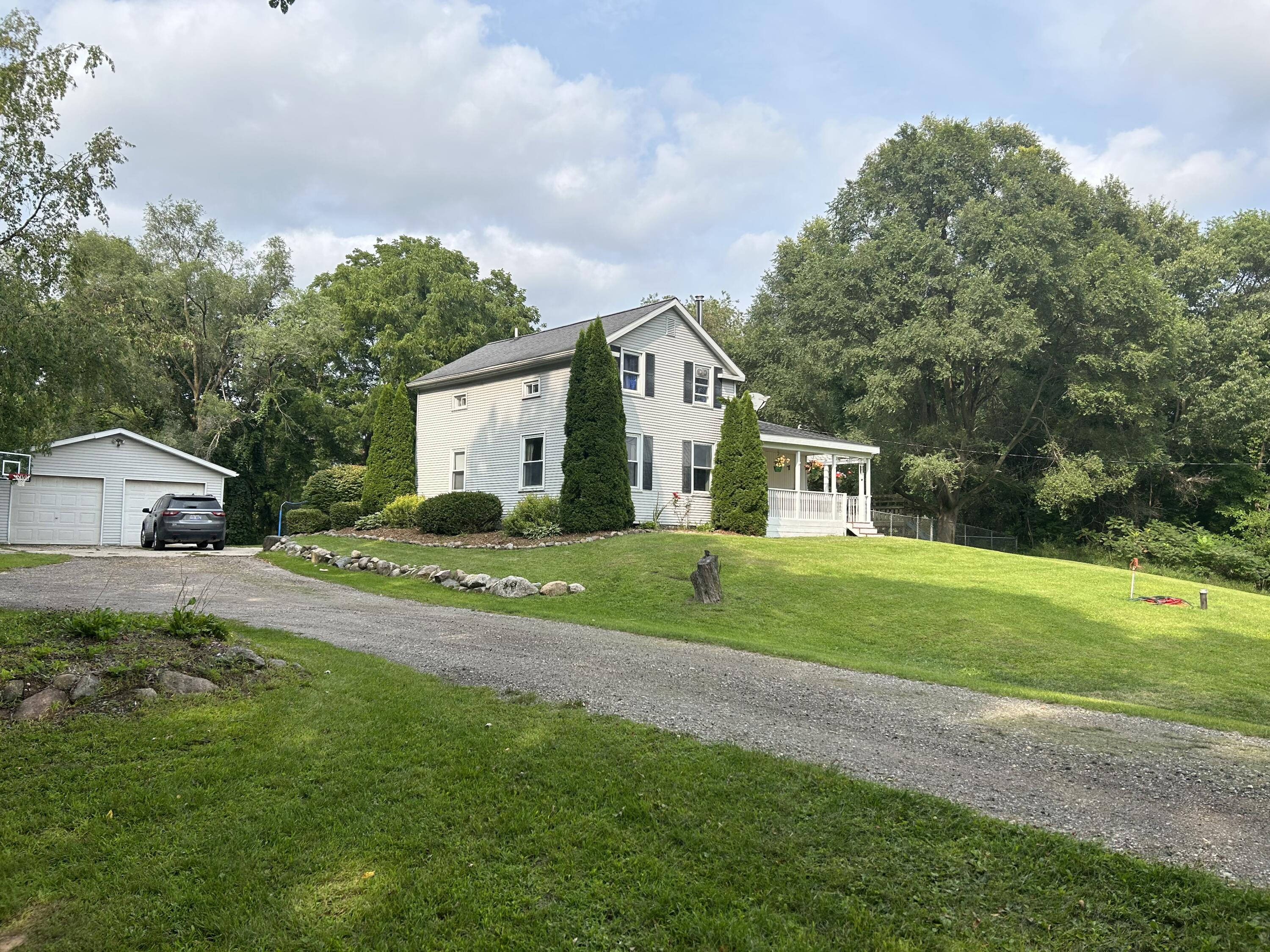 11399 Belding Road Northeast Belding, MI 48809 - Photo 4 of 29 6
