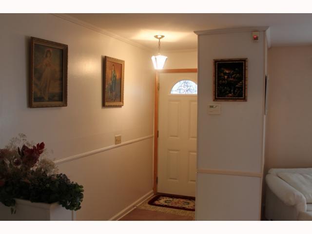 3821 Gilroy Road Columbus, OH 43227 - Photo 3 of 18 Gallery Image 3