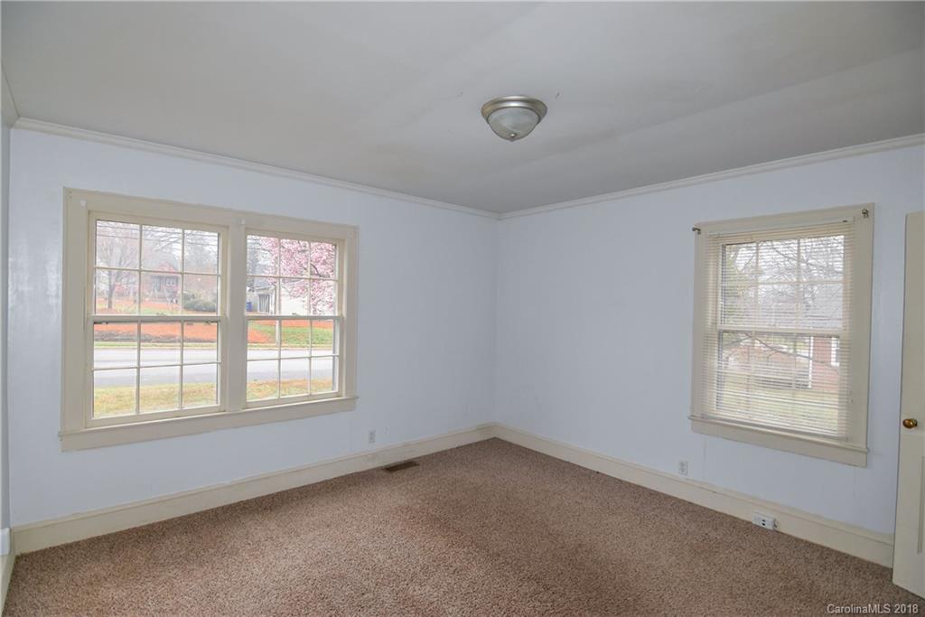 404 Hartness Road Statesville, NC 28677 - Photo 8 of 20 Gallery Image 8