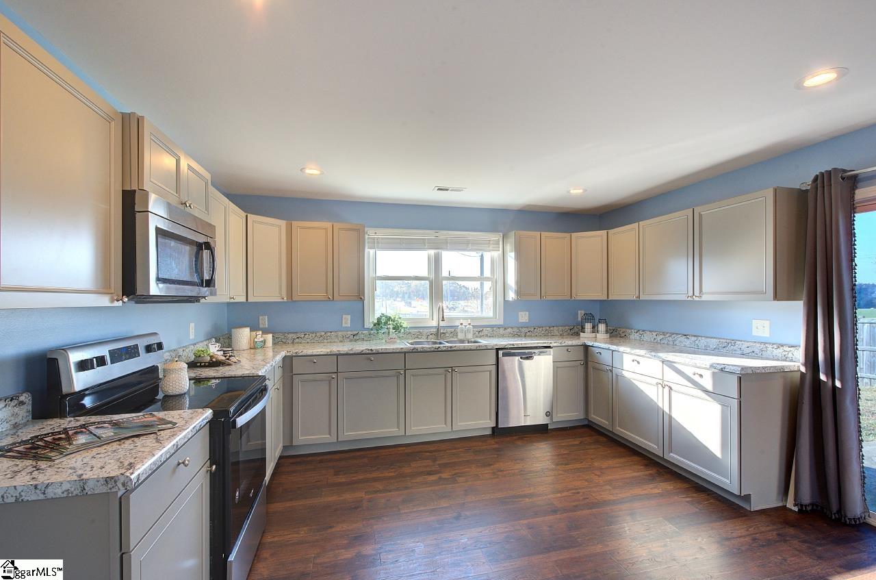 3550 Old Furnace Road Chesnee, SC 29323 - Photo 9 of 48