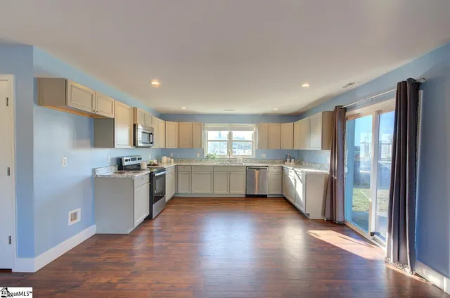 $295,000 | 3550 Old Furnace Road, Chesnee, SC 29323