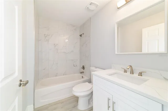 $279,900 | 14417 Southwest 20th Place, Ocala, FL 34481