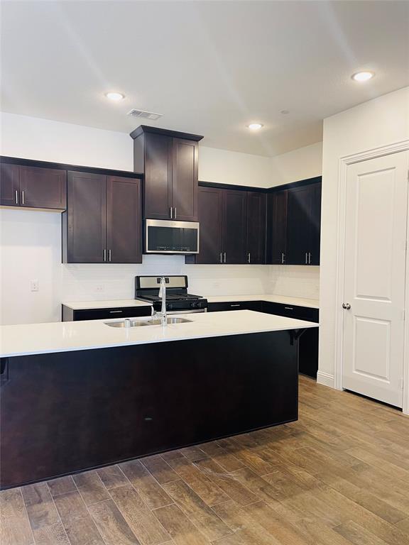 8024 Foraker Street Frisco, TX 75034 - Photo 2 of 32