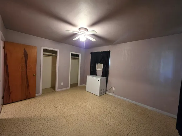 $56,000 | 409 Heasley Street, McLean, TX 79057