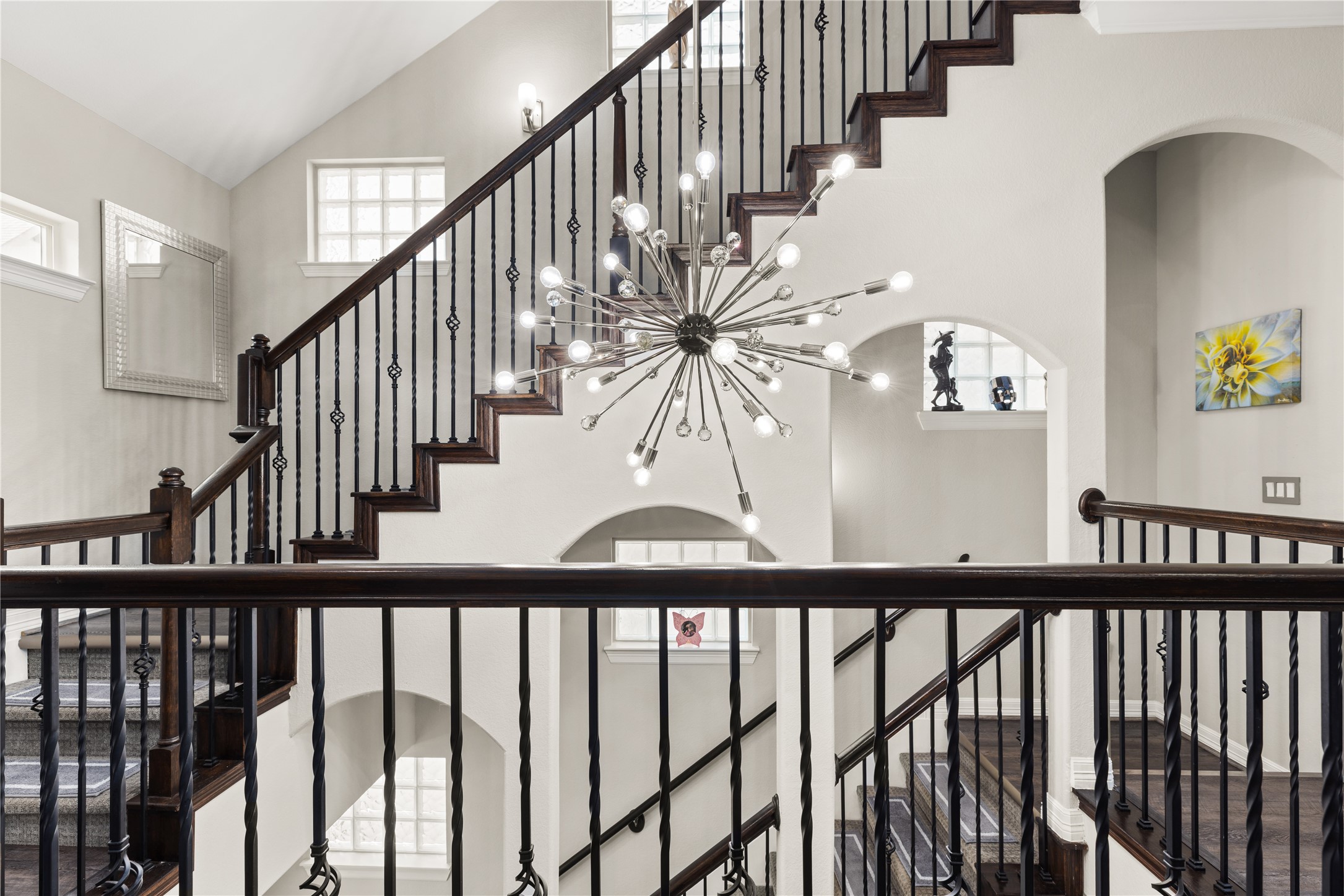 10215 Spring Shadows Park Circle Houston, TX 77080 - Photo 18 of 44 Upgraded chandelier