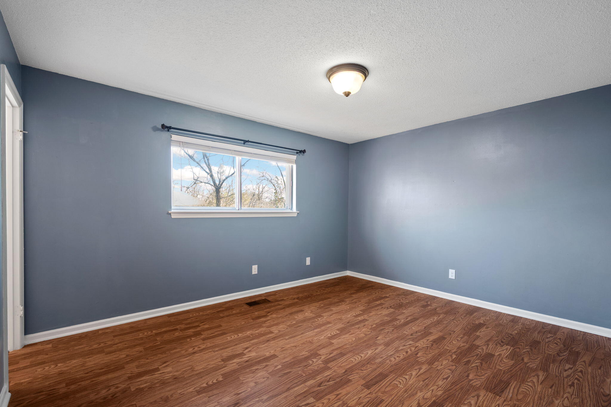 7315 Valley Lane Hixson, TN 37343 - Photo 17 of 32 IMG_0783