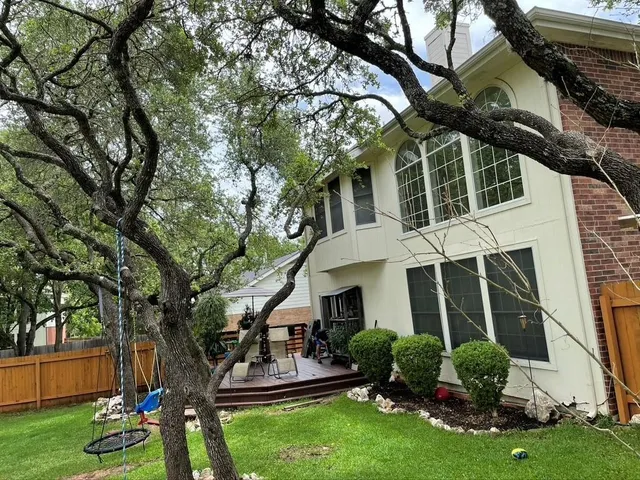 $2,695 | 6832 Auckland Drive, Austin, TX 78749