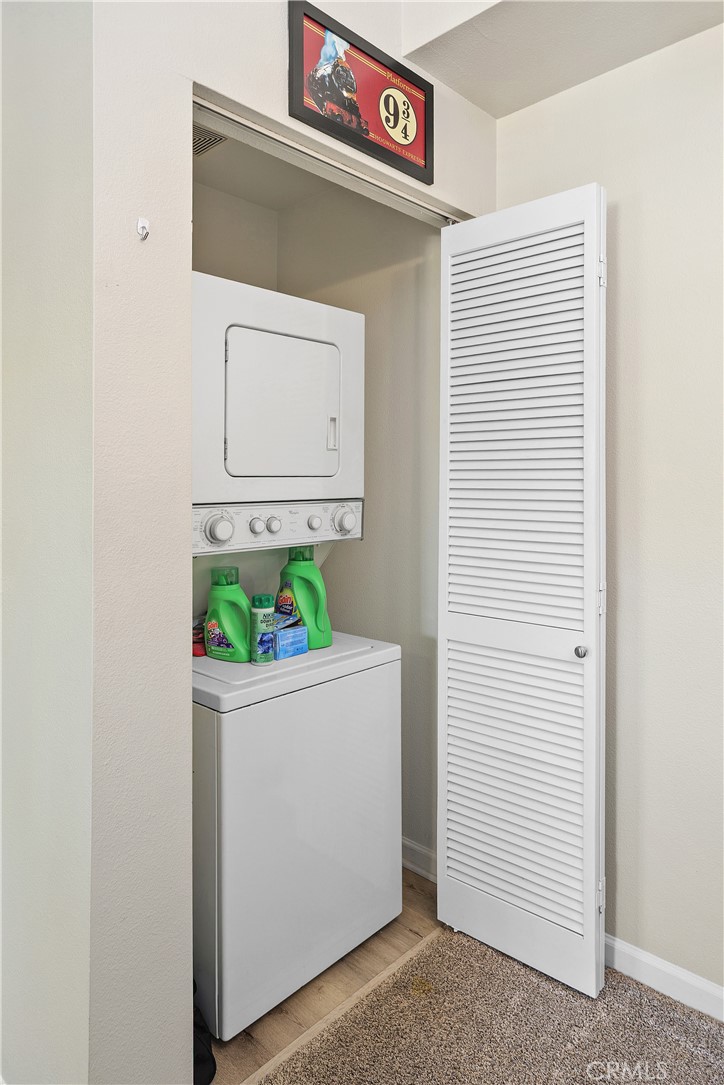 375 Central Avenue, Unit 78 Riverside, CA 92507 - Photo 26 of 43 a utility room with a washer and dryer