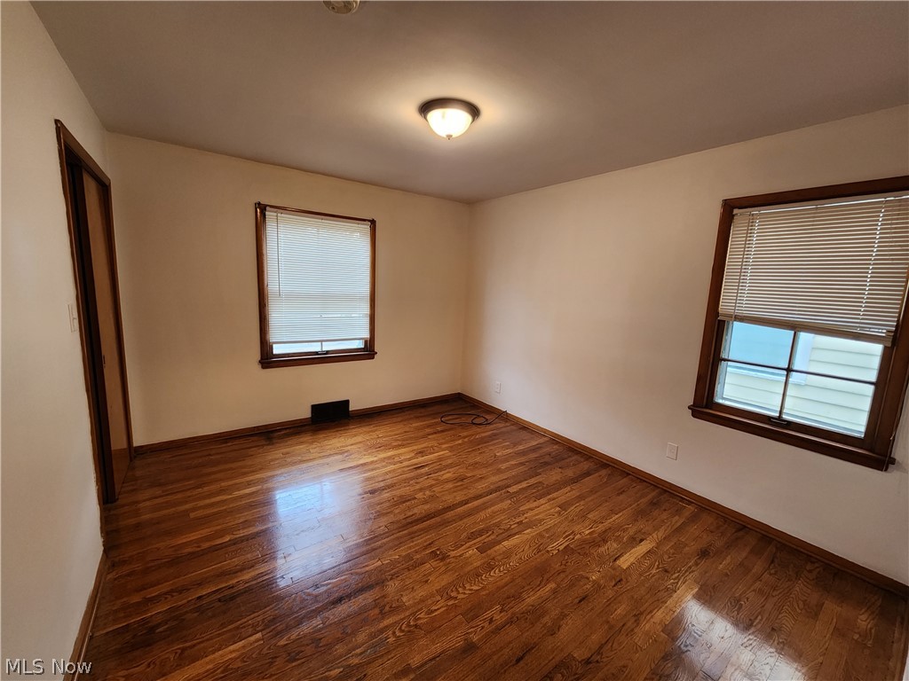 3677 Cummings Road Cleveland, OH 44118 - Photo 15 of 28