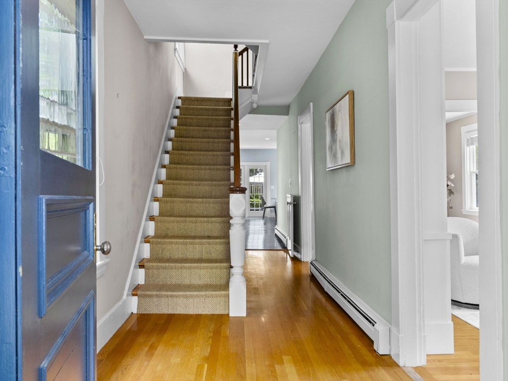 25 Curve Street Wellesley, MA 02482 - Photo 3 of 23 Gallery Image 3