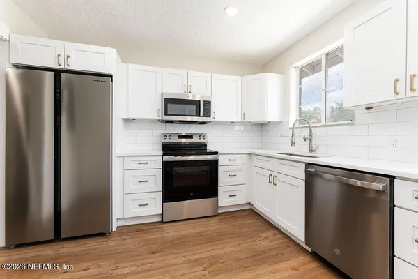 $1,900 | 2247 Riverside Avenue, Unit 5, Jacksonville, FL 32204