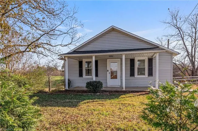 $183,000 | 9589 Highway 268, Elkin, NC 28621