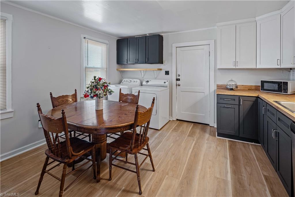 9589 Highway 268 Elkin, NC 28621 - Photo 16 of 50 Dinning