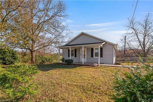 $165,000 | 9589 Highway 268, Elkin, NC 28621