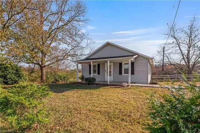 $183,000 | 9589 Highway 268, Elkin, NC 28621