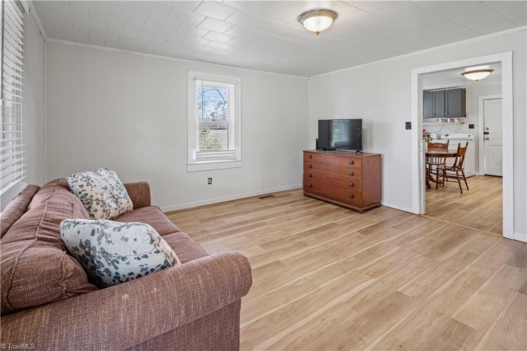 9589 Highway 268 Elkin, NC 28621 - Photo 10 of 50