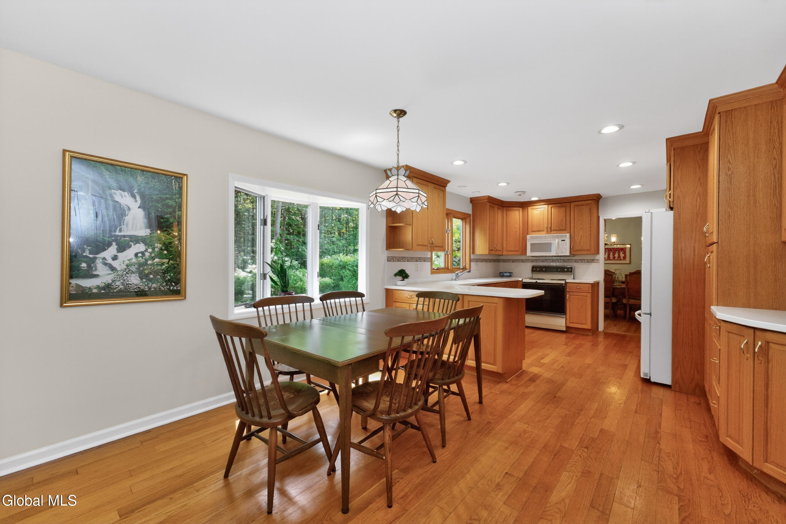 1222 Hempstead Road Niskayuna, NY 12309 - Photo 18 of 52 4 Kitchen 2