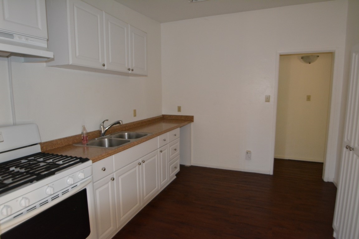 13634 Midland Road Poway, CA 92064 - Photo 4 of 13 Kitchen in Studio or 4th Bedroom