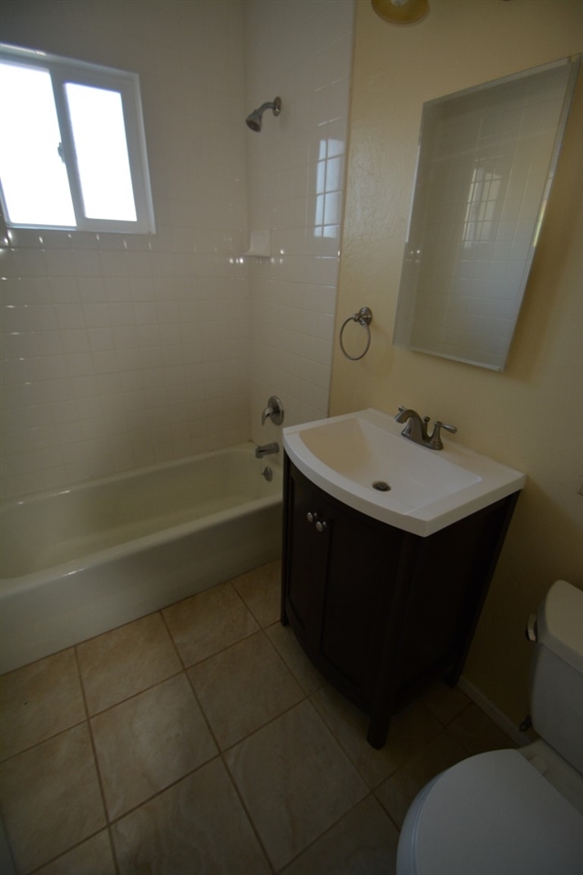 13634 Midland Road Poway, CA 92064 - Photo 9 of 13 Full Bathroom in Granny flat or 4th Bedroom