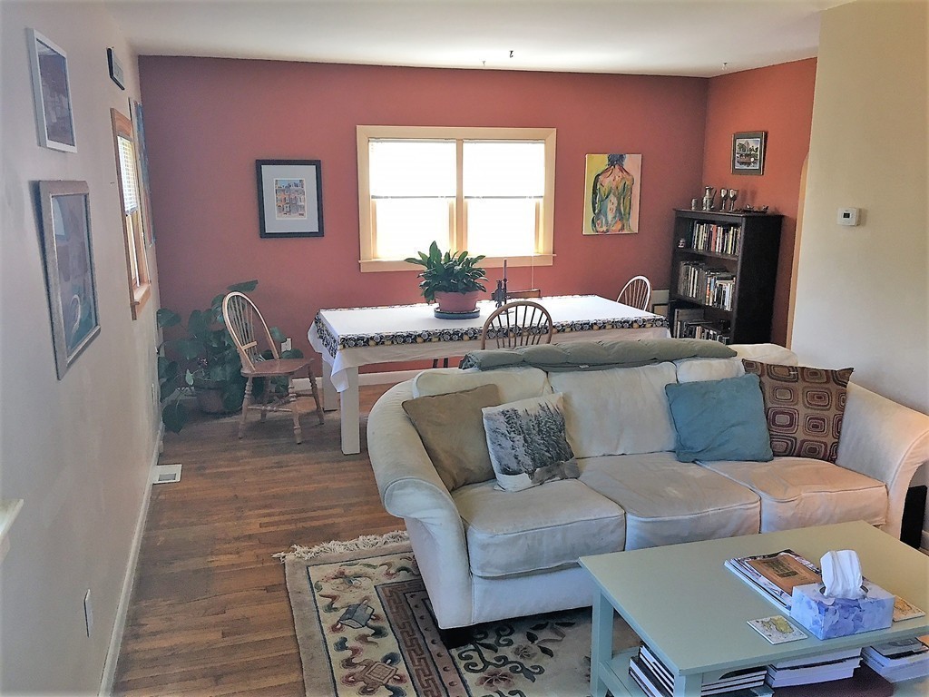 18 Stony Brook Road Marblehead, MA 01945 - Photo 6 of 28 Gallery Image 6