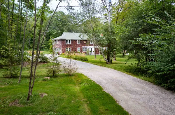 $1,790,000 | 1295 Lime Kiln Road, Charlotte, VT 05445
