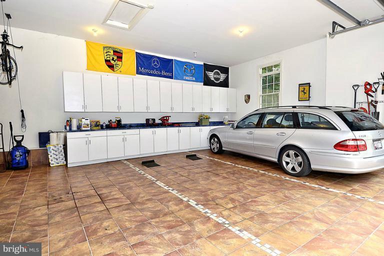 710 South River Landing Road, Unit 710 Edgewater, MD 21037 - Photo 5 of 30 Enormous Garage with Workshop