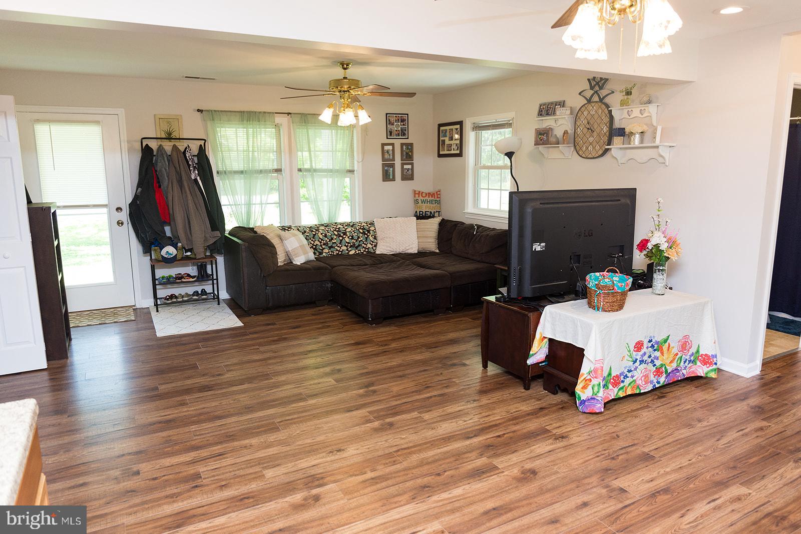 28545 Deal Island Road Princess Anne, MD 21853 - Photo 4 of 28