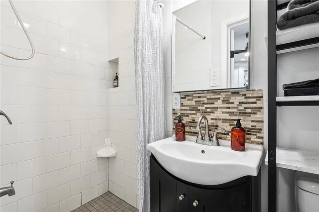 $875 | 8710 Oak Street, Unit 1A, New Orleans, LA 70118