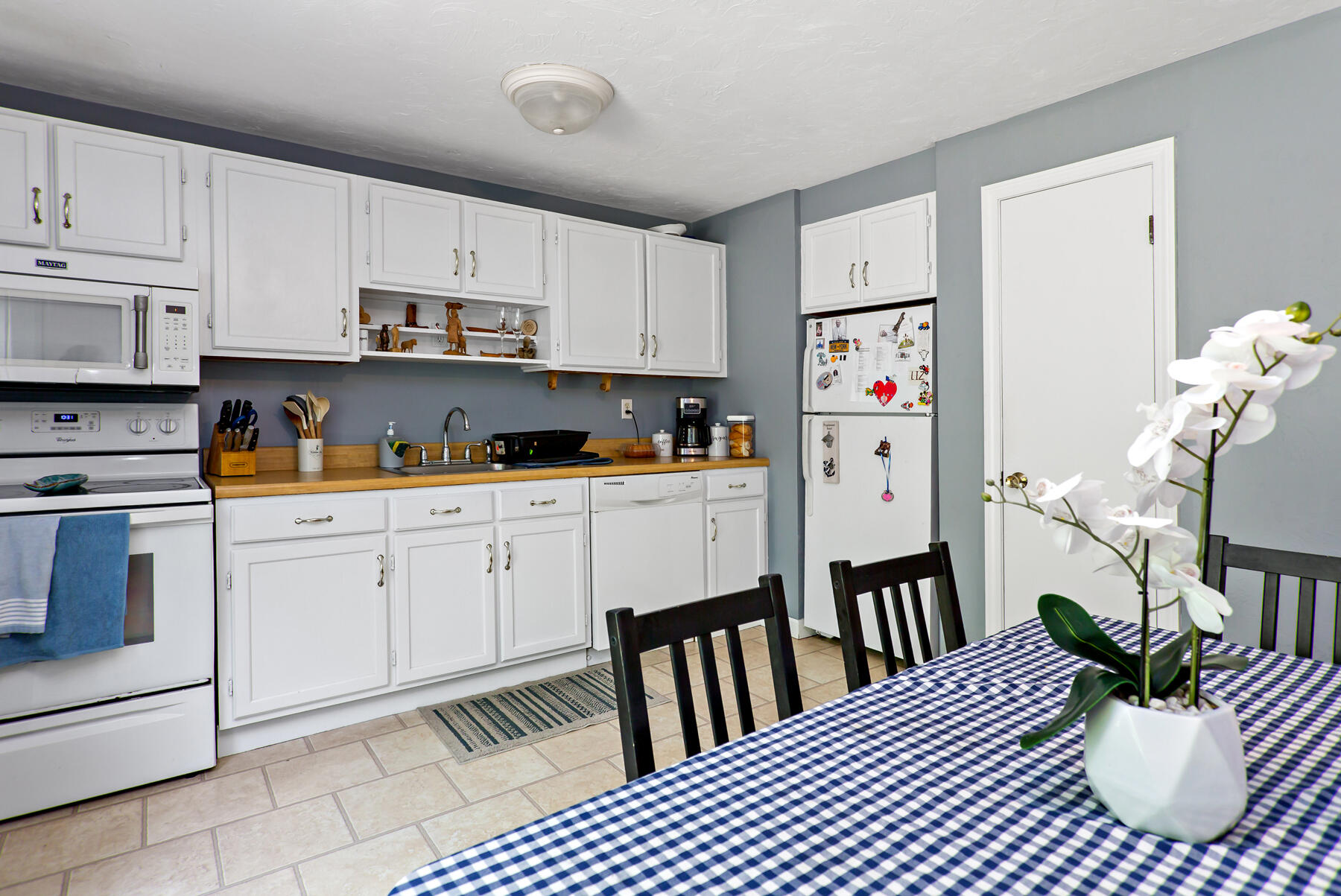 300 Falmouth Road, Unit 21C Mashpee, MA 02649 - Photo 9 of 23 Kitchen
