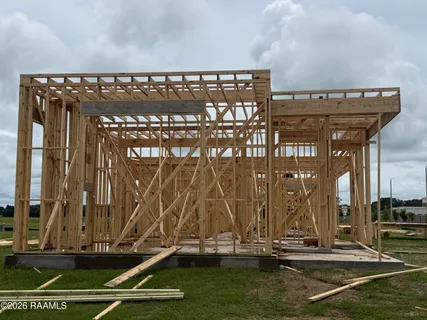 $522,750 | 402 Broyles Lane, Youngsville, LA 70592
