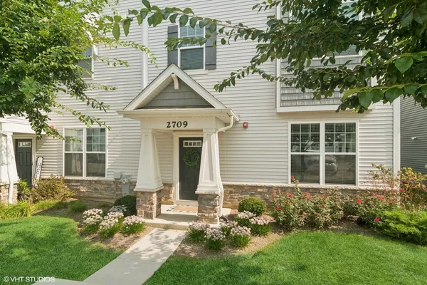 $505,000 | 2709 Lily Lane, Rolling Meadows, IL 60008