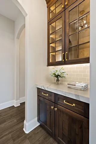 $6,000,000 | 24400 Johns Road, South Lyon, MI 48178